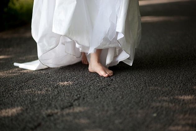 A barefooted bride